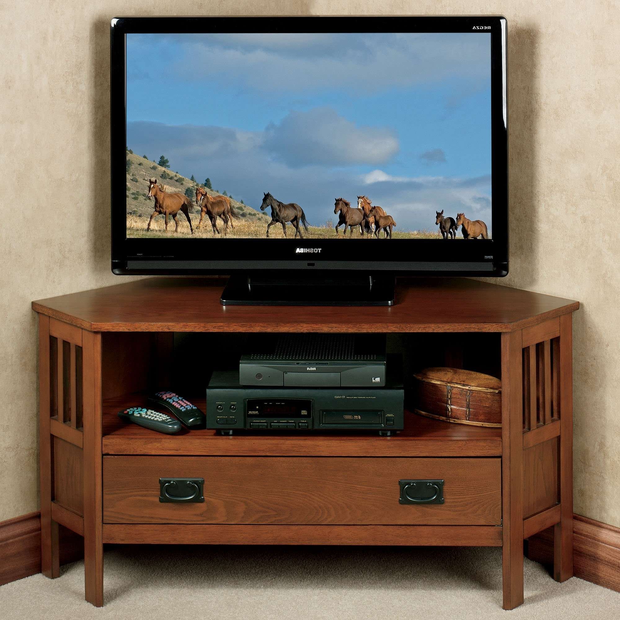 Featured Photo of 15 The Best Corner Oak Tv Stands for Flat Screen