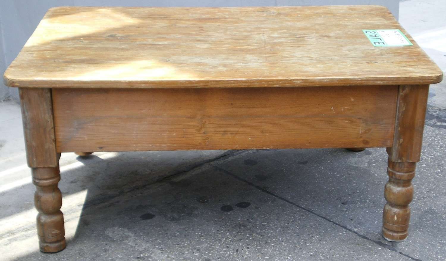 Antique Pine Coffee Table / Coffee Tables / Thippo With Regard To Most Recently Released Antique Pine Coffee Tables (Gallery 4 of 20)