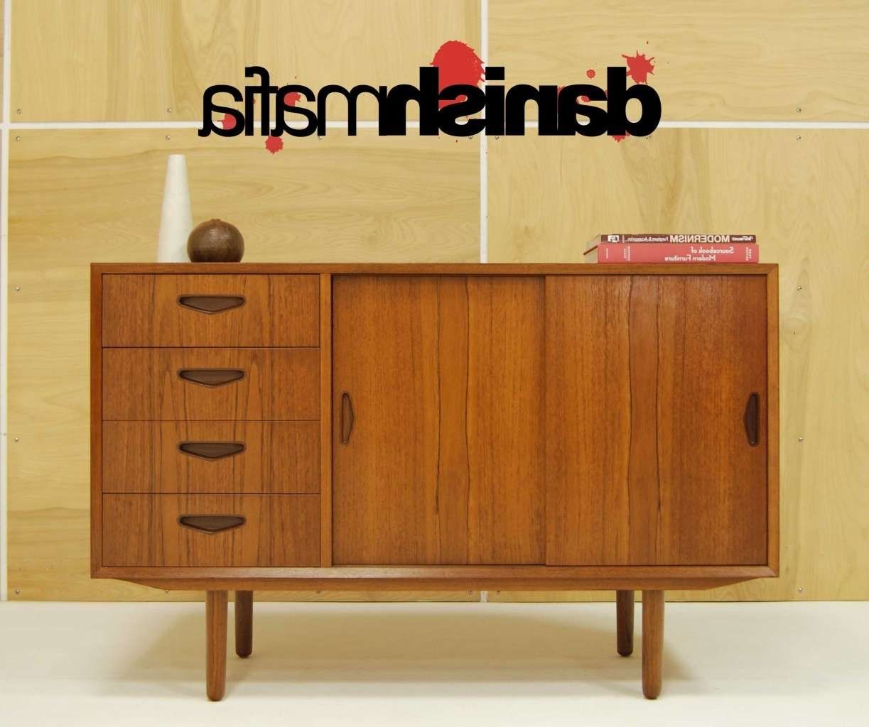 Mid Century Danish Modern Teak Credenza Sideboard Dresser Chest Throughout Credenzas And Sideboards (View 6 of 20)