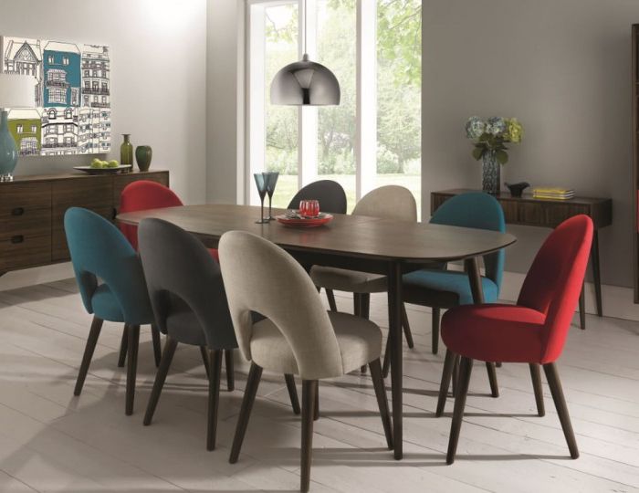 Featured Photo of 2024 Latest Extending Dining Room Tables and Chairs