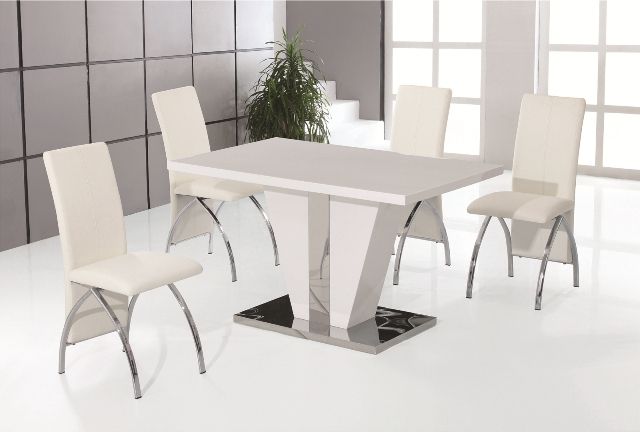 Fashionable Costilla White High Gloss Dining Table With 4 White Faux Leather Inside High Gloss Dining Tables And Chairs (Gallery 1 of 20)