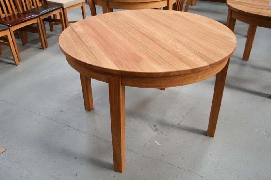 Favorite Circular Oak Dining Tables Inside Round Dining Table (Gallery 1 of 20)