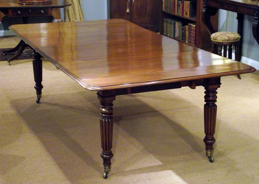 Mahogany Extending Dining Tables For Well Known Antique Mahogany Extending Dining Table / Seating 10 To 12 : Antique (View 16 of 20)