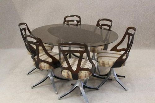 Retro Glass Dining Tables And Chairs With Regard To Most Recently Released Antiques Atlas – Retro Dining Table And Chairs (View 1 of 20)
