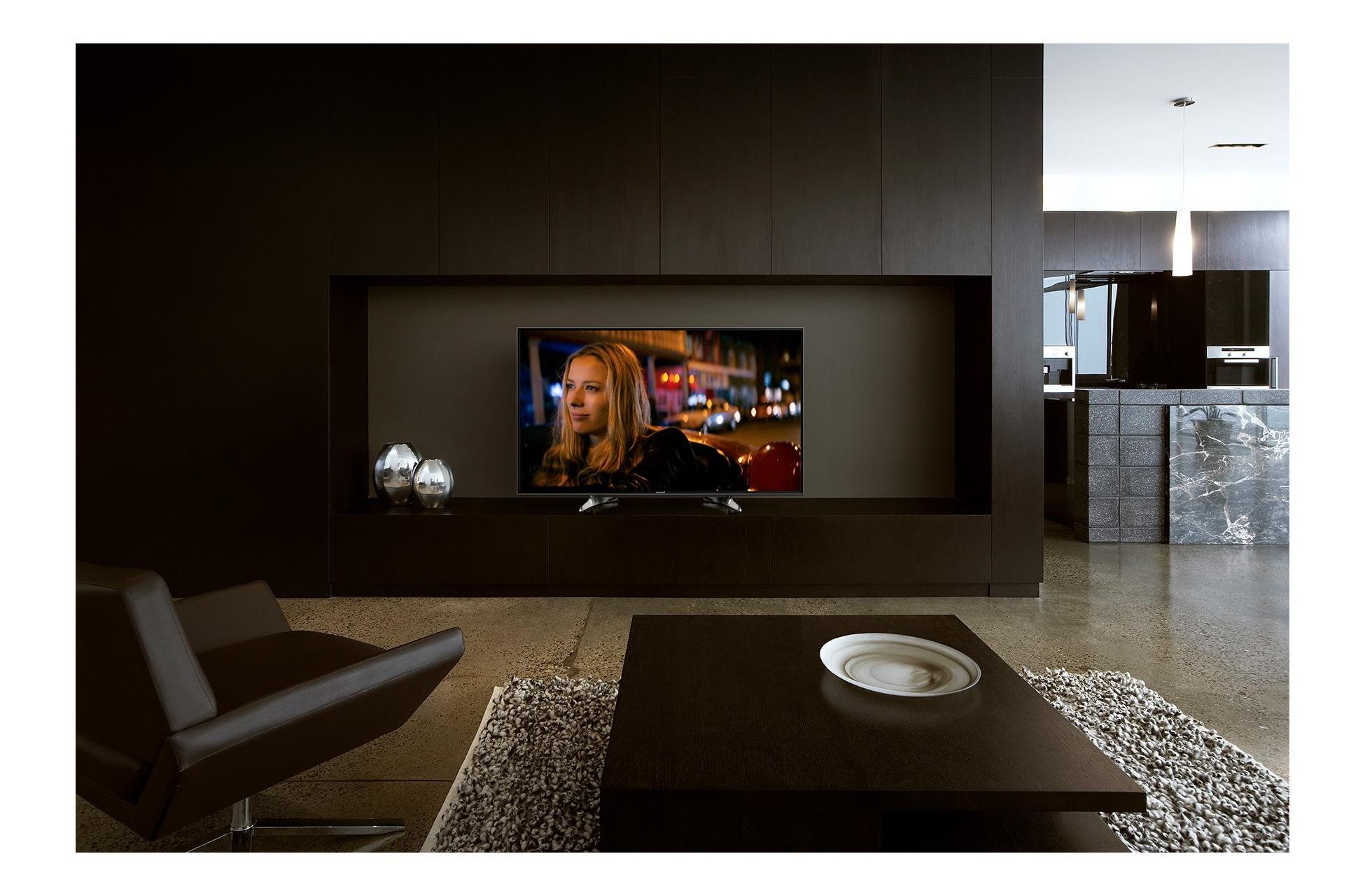 Panasonic Viera Tx49dx600b | 49 Inch 4k Ultra Hd Smart Led Tv Pertaining To Preston 66 Inch Tv Stands (View 18 of 20)