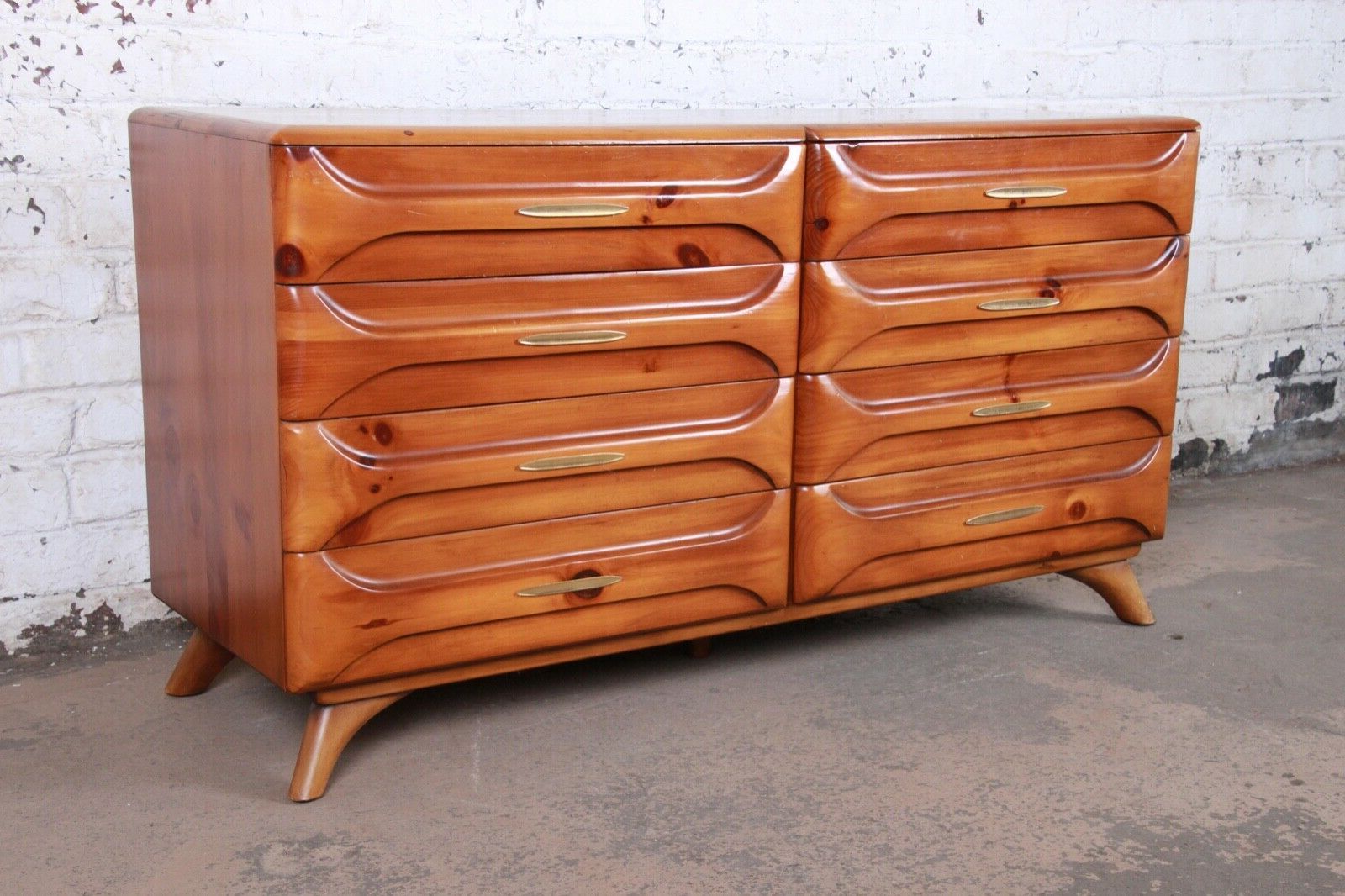 Franklin Shockey Rustic Modern Sculptured Pine Double Dresser Or Credenza,  1950s For Lowrey Credenzas (View 15 of 20)