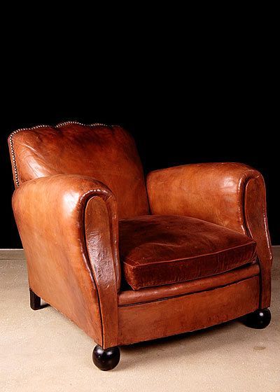 Pair Of French Vintage "scalloped Back" Leather Club Chairs With Sheldon Tufted Top Grain Leather Club Chairs (View 12 of 20)