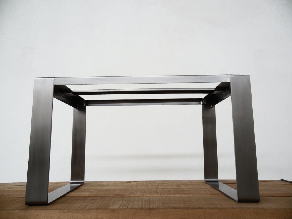 28" H X 28" W Apart 52" Wide Flat Stainless Steel R Table In Popular Hemmer 32'' Pedestal Dining Tables (View 3 of 20)