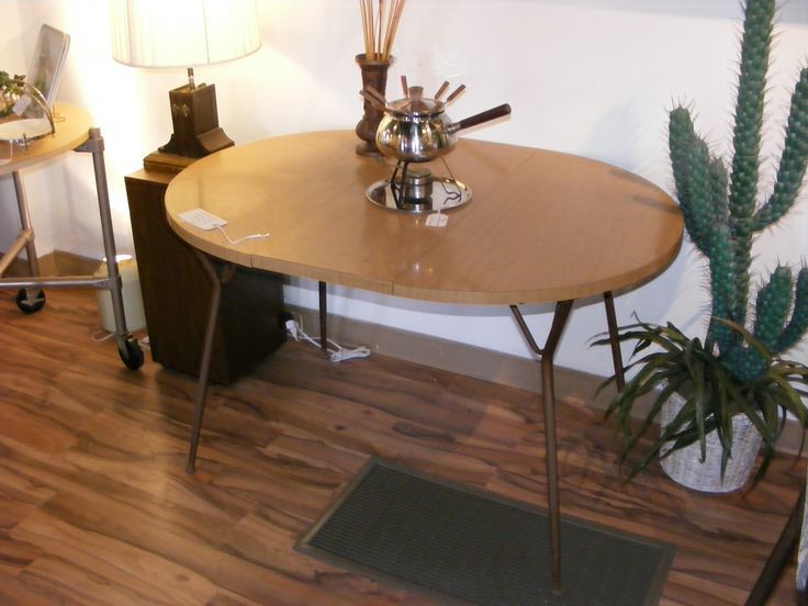 Most Current Luxurious Laminate Dining Table! With One Leaf! — At Retro Inside Clennell  (View 17 of 20)