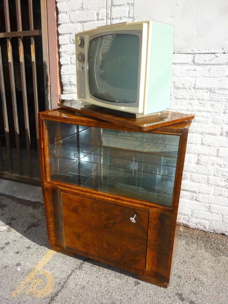 Art Deco Radio And Tv Stand At 1stdibs Regarding Deco Wide Tv Stands (View 15 of 20)