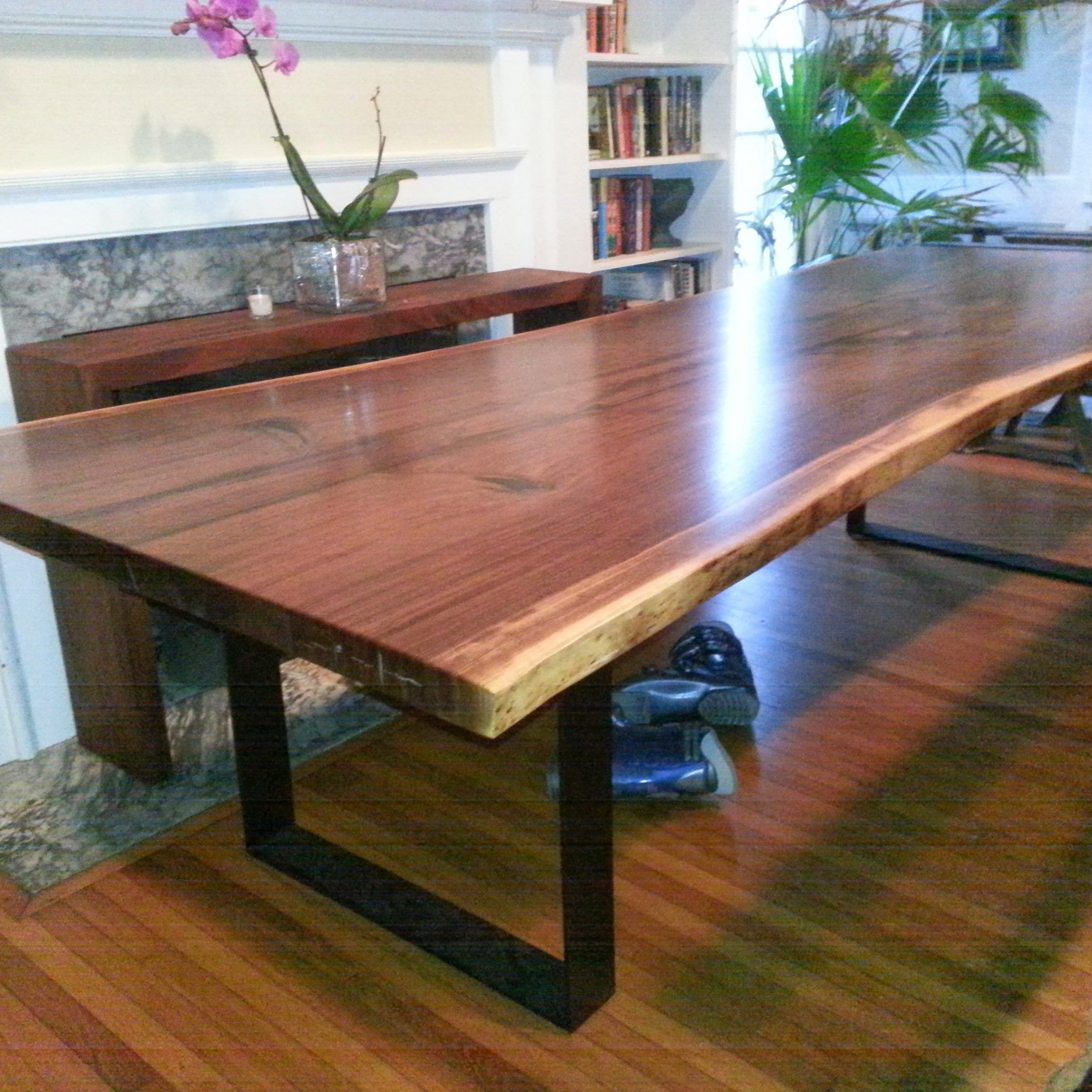 Popular 10'x4' Matchbook Black Walnut With Simple, Contemporary Regarding Black And Walnut Dining Tables (View 1 of 20)