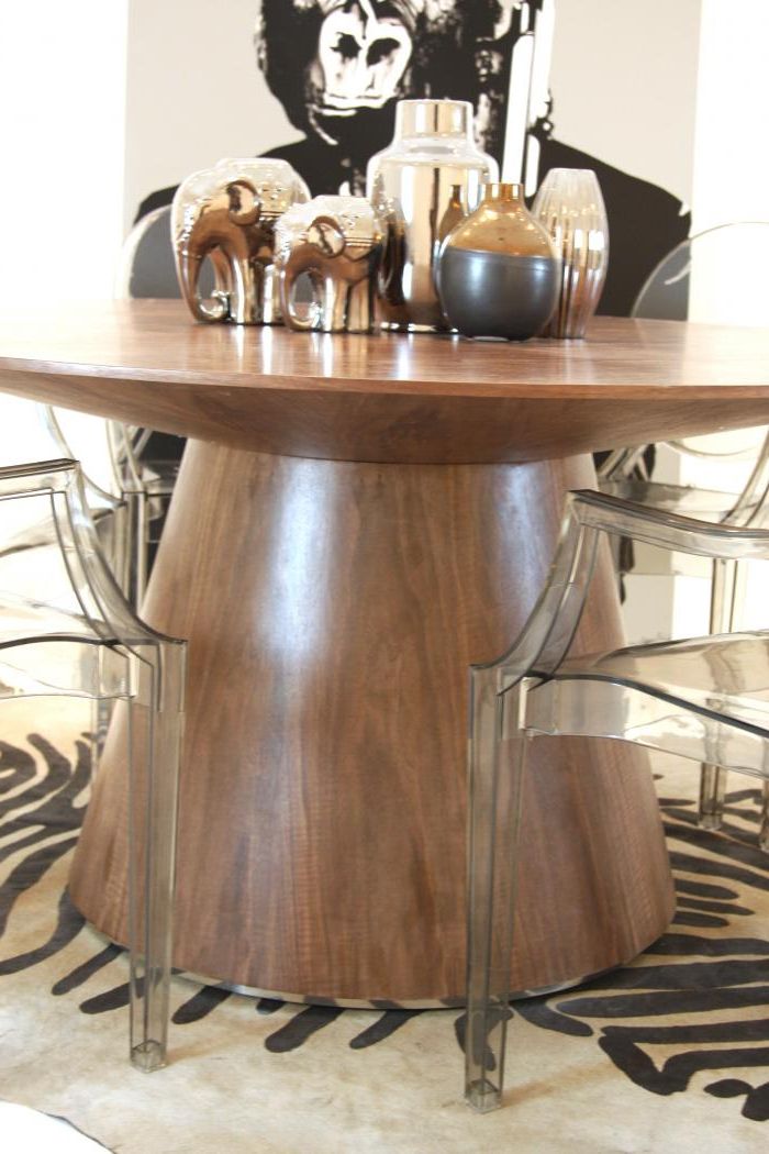 Walnut Tove Dining Tables With Well Known Www (View 17 of 20)