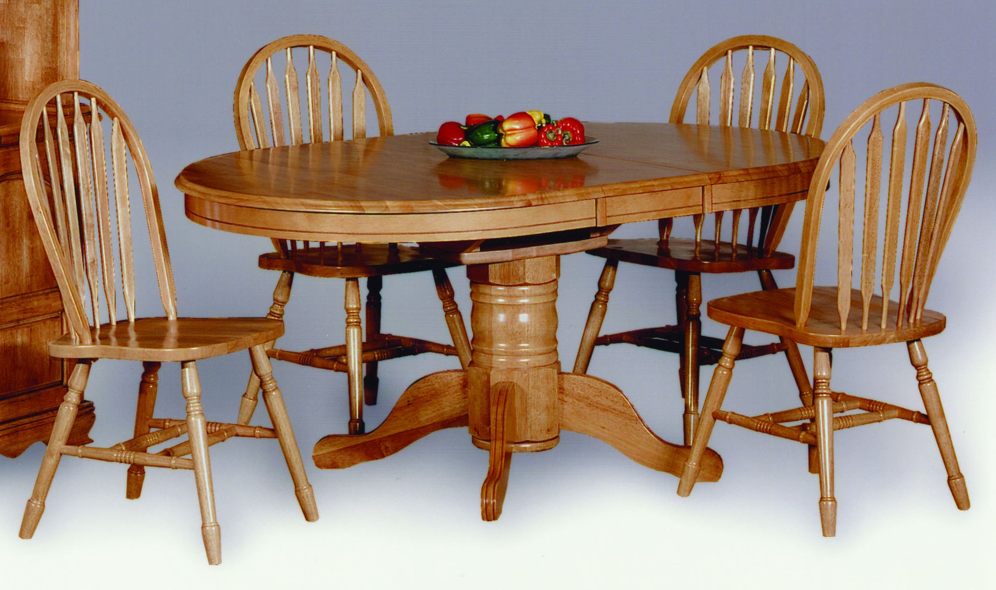 Well Known Round Dining Table For 6 With Leaf – Ideas On Foter For Round Pedestal Dining Tables With One Leaf (View 18 of 20)