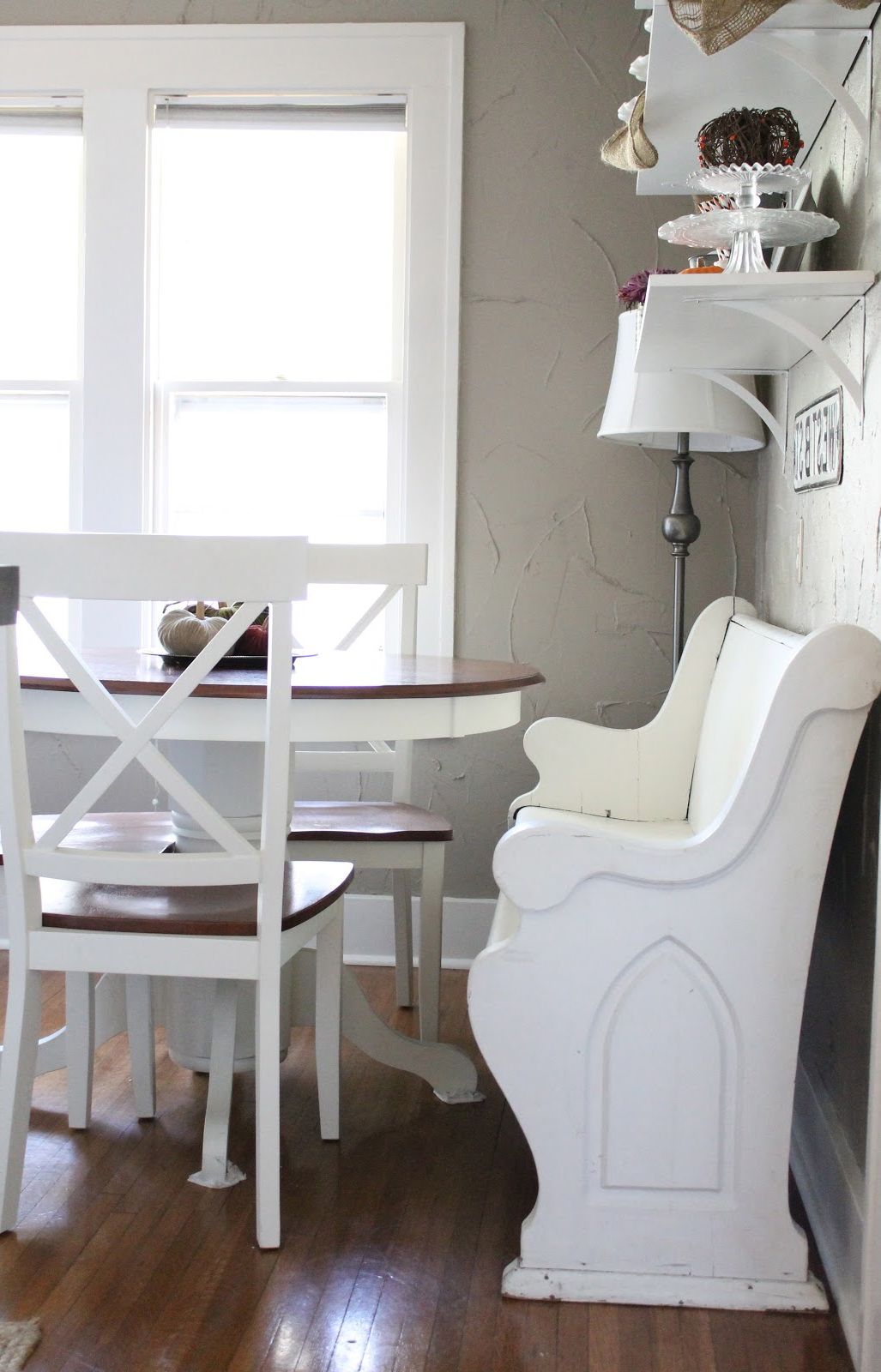 White Corner Nooks With 2019 12th And White: A Breakfast Nook (View 8 of 20)