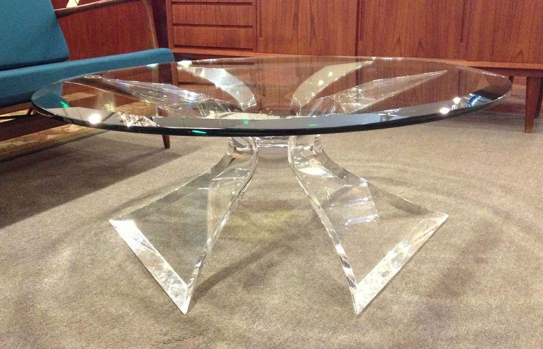 2019 Clear Acrylic Coffee Tables Inside A Dramatic Round Coffee Tablelion In Frost, Of Florida (Gallery 17 of 20)