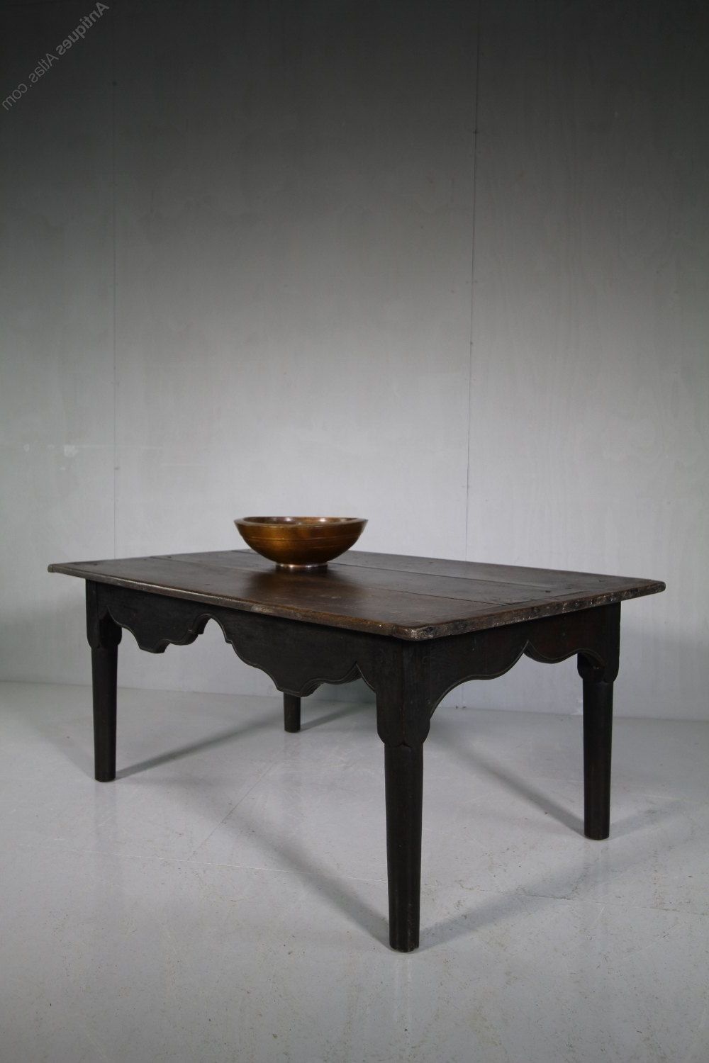 2019 Vintage Gray Oak Coffee Tables With Regard To Early 18th Century Antique Oak Low Coffee Table (Gallery 12 of 20)