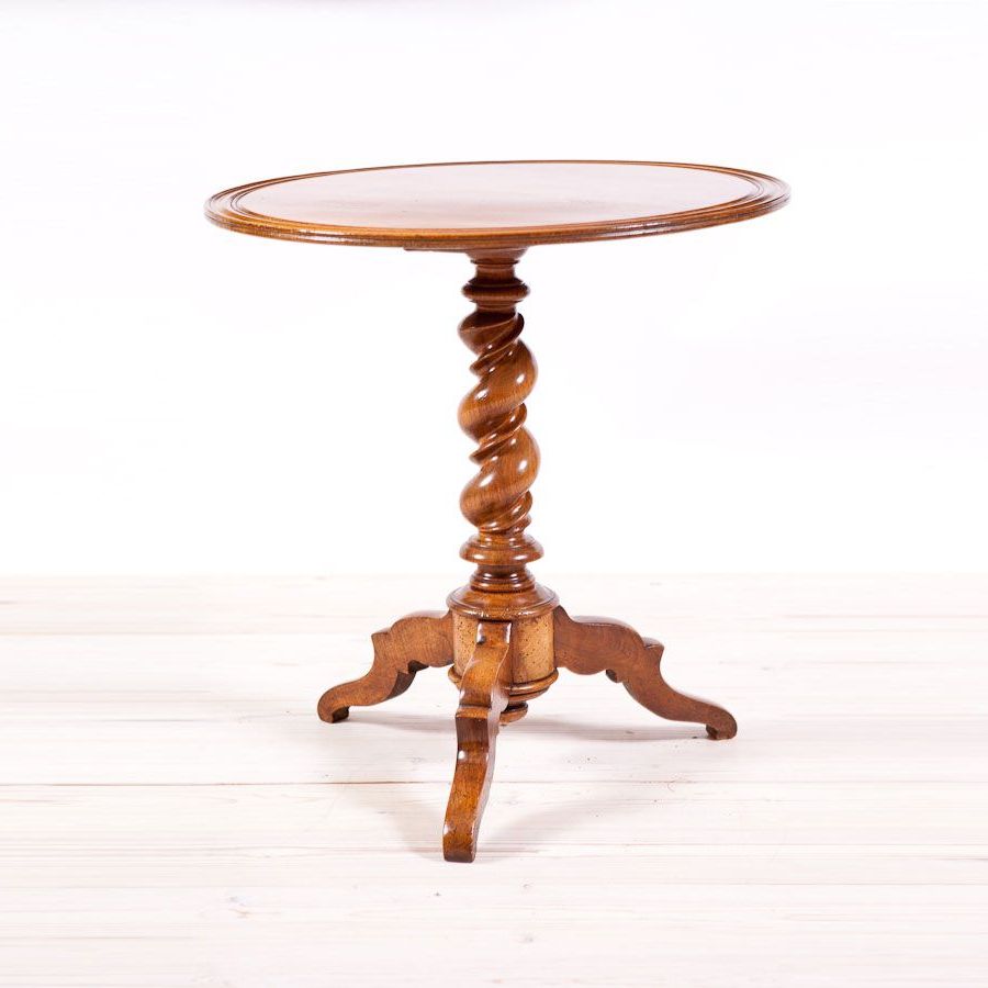 Antique Center Pedestal Table With Rope Turned Column Pertaining To 2020 Oval Corn Straw Rope Coffee Tables (View 14 of 20)