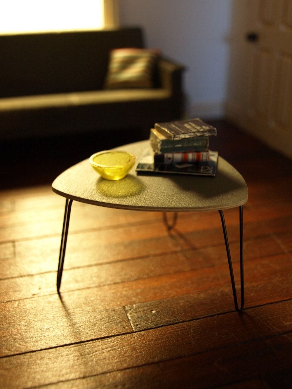 Popular Triangular Coffee Tables For Grey Triangular Coffee Table With Hairpin Legs (View 14 of 20)