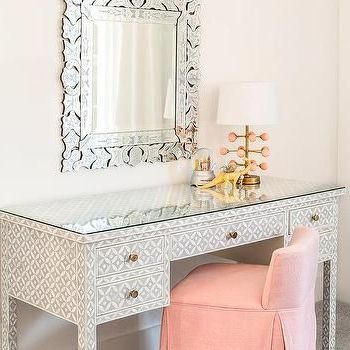 Pink Velvet Tufted Vanity Chair – Transitional – Closet – Vella With White And Clear Acrylic Tufted Vanity Stools (View 14 of 20)