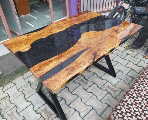 2019 Resin Coffee Tables Within Custom Epoxy Resin Coffee Table/ Dining Table /center Table/ – Etsy Italia (View 3 of 20)