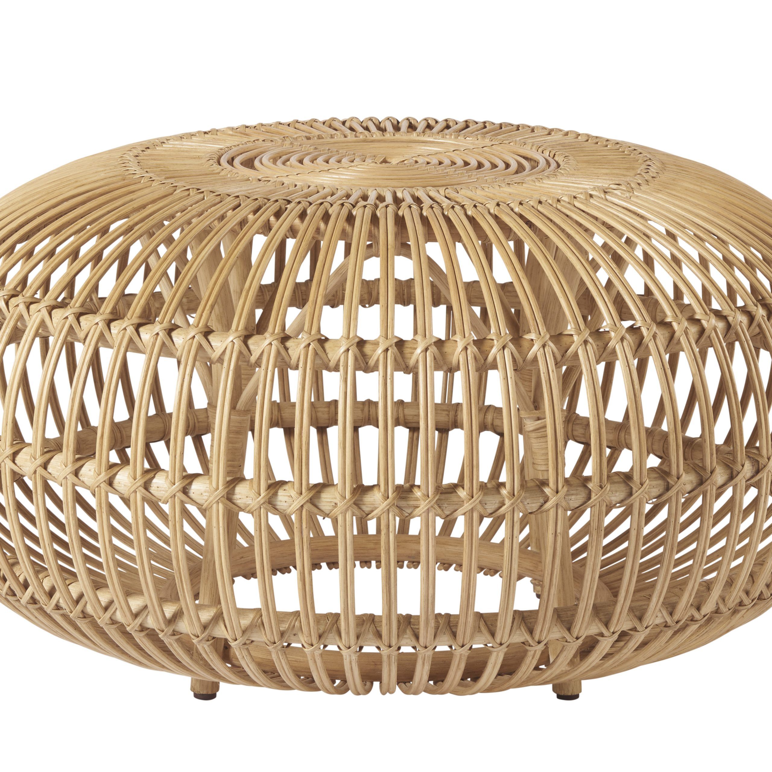 Favorite Rattan Coffee Tables With Coastal Living™universal Furniture Solid Coffee Table & Reviews (View 10 of 20)
