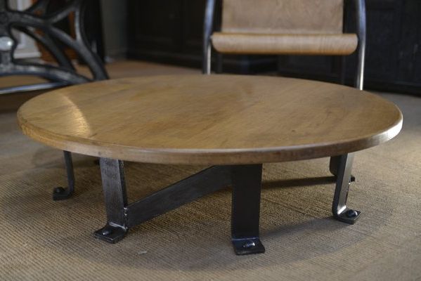 Most Up To Date Round Industrial Coffee Tables Within Round Industrial Coffee Table With Steel Foot And Solid Oak Top For Sale At  Pamono (View 1 of 20)