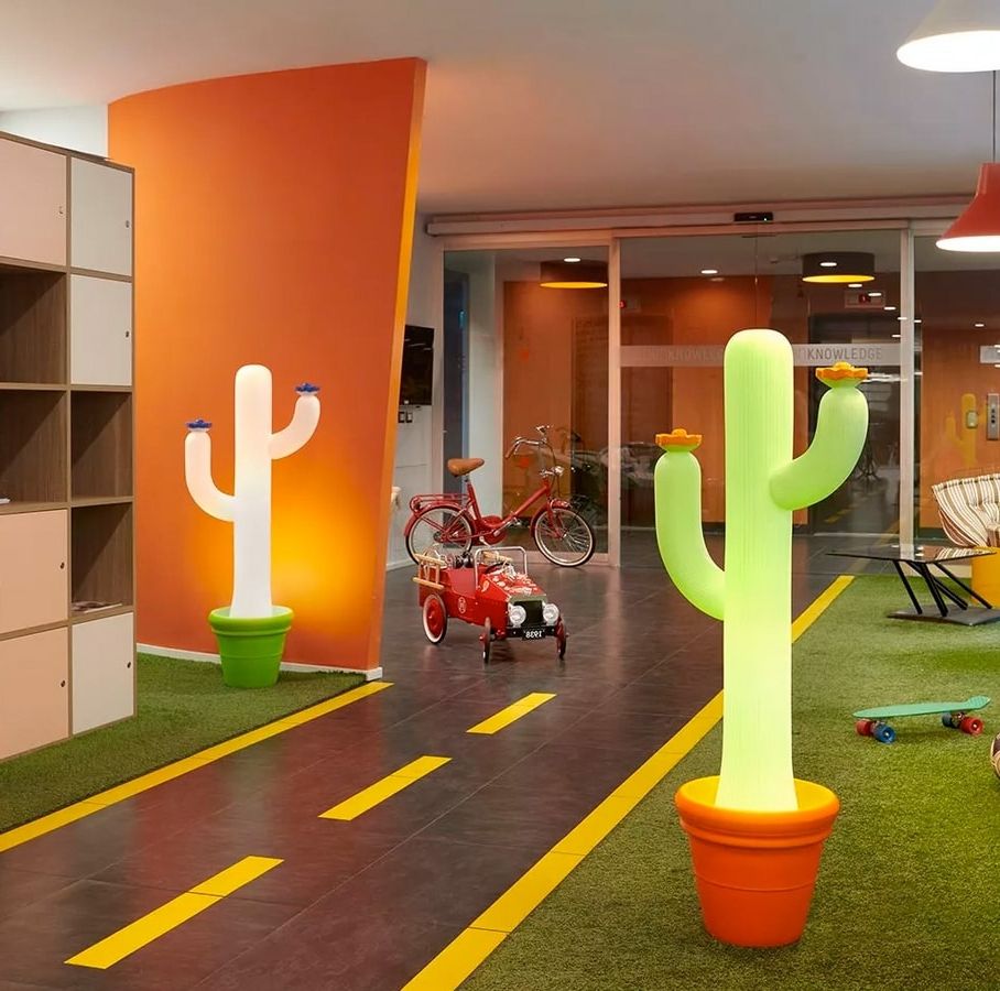Floor Lamp In The Shape Of A Cactus | Idfdesign With Cactus Floor Lamps (View 8 of 20)
