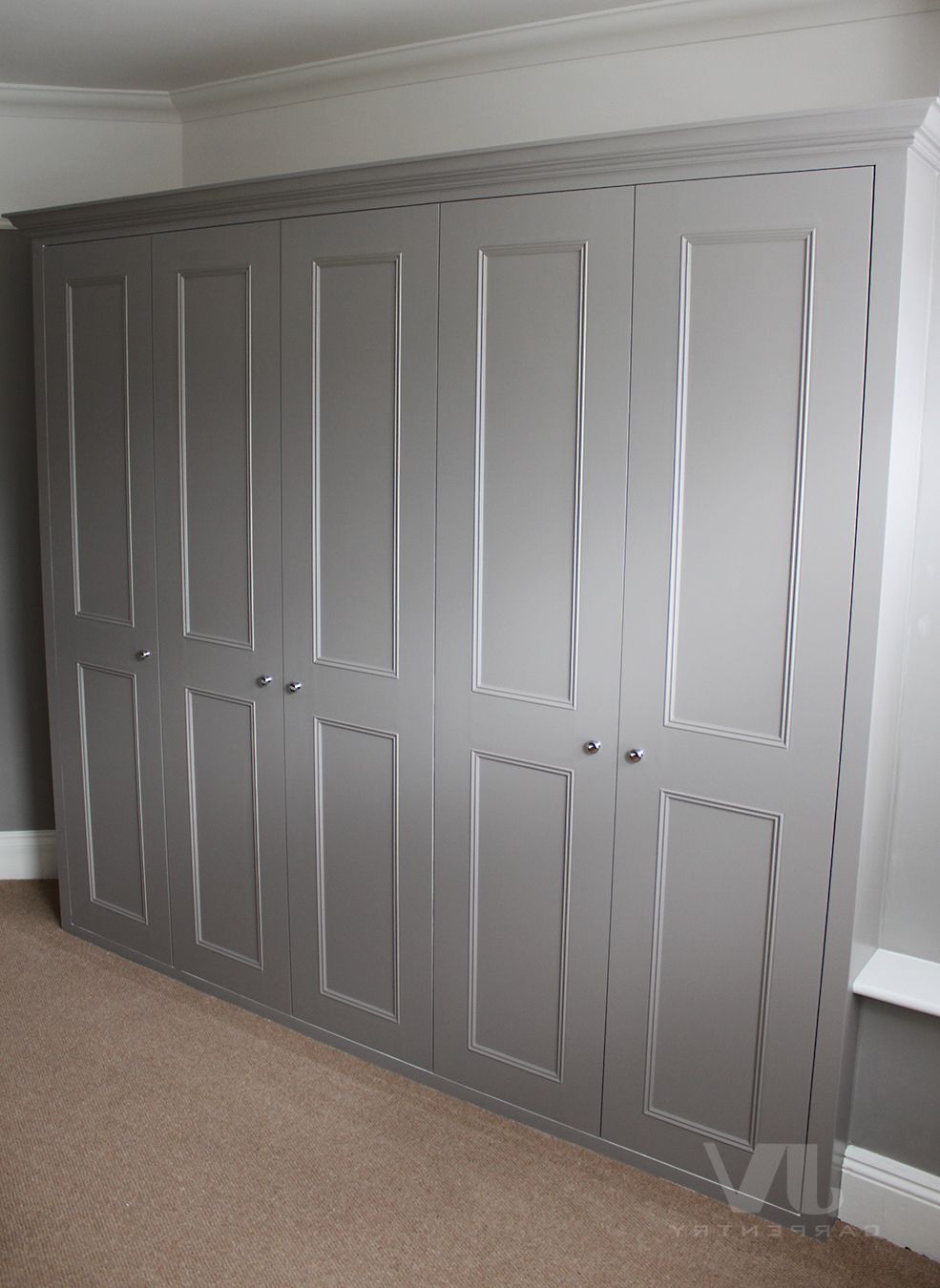 14 Grey Fitted Wardrobes Ideas For Your Bedroom | Jv Carpentry Throughout Grey Wardrobes (View 14 of 20)