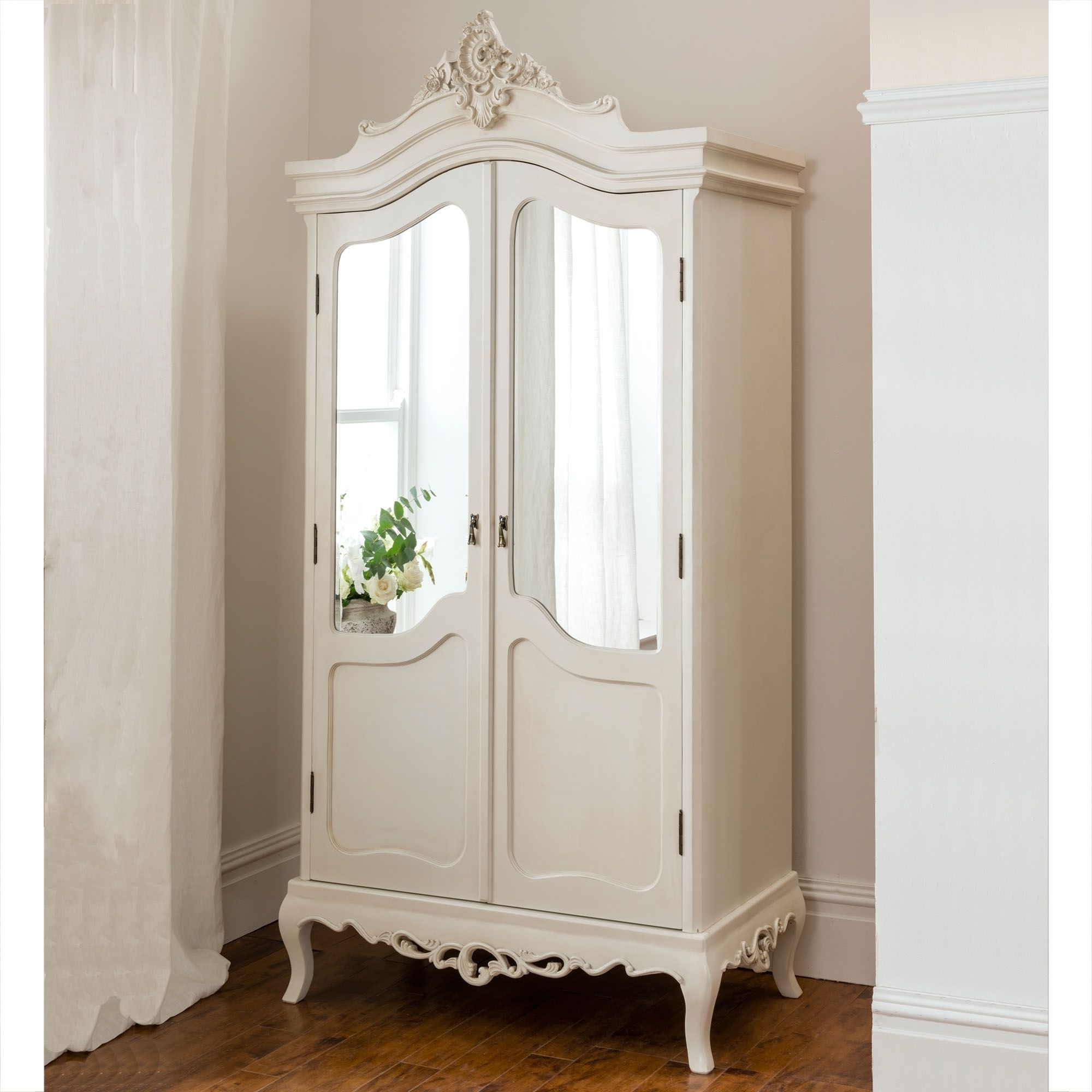 Annaelle Antique French Wardrobe With French Wardrobes (View 7 of 20)