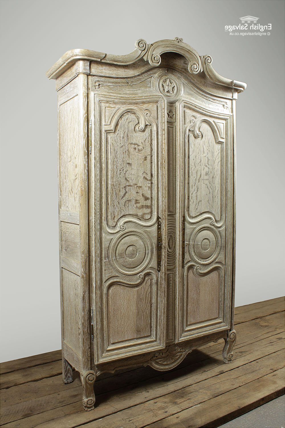 Antique Ornate Oak Armoire Wardrobe For Ornate Wardrobes (View 12 of 20)