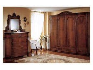 Antique Style Wardrobe, With 4 Doors, For Bedroom | Idfdesign Pertaining To Antique Style Wardrobes (View 10 of 20)