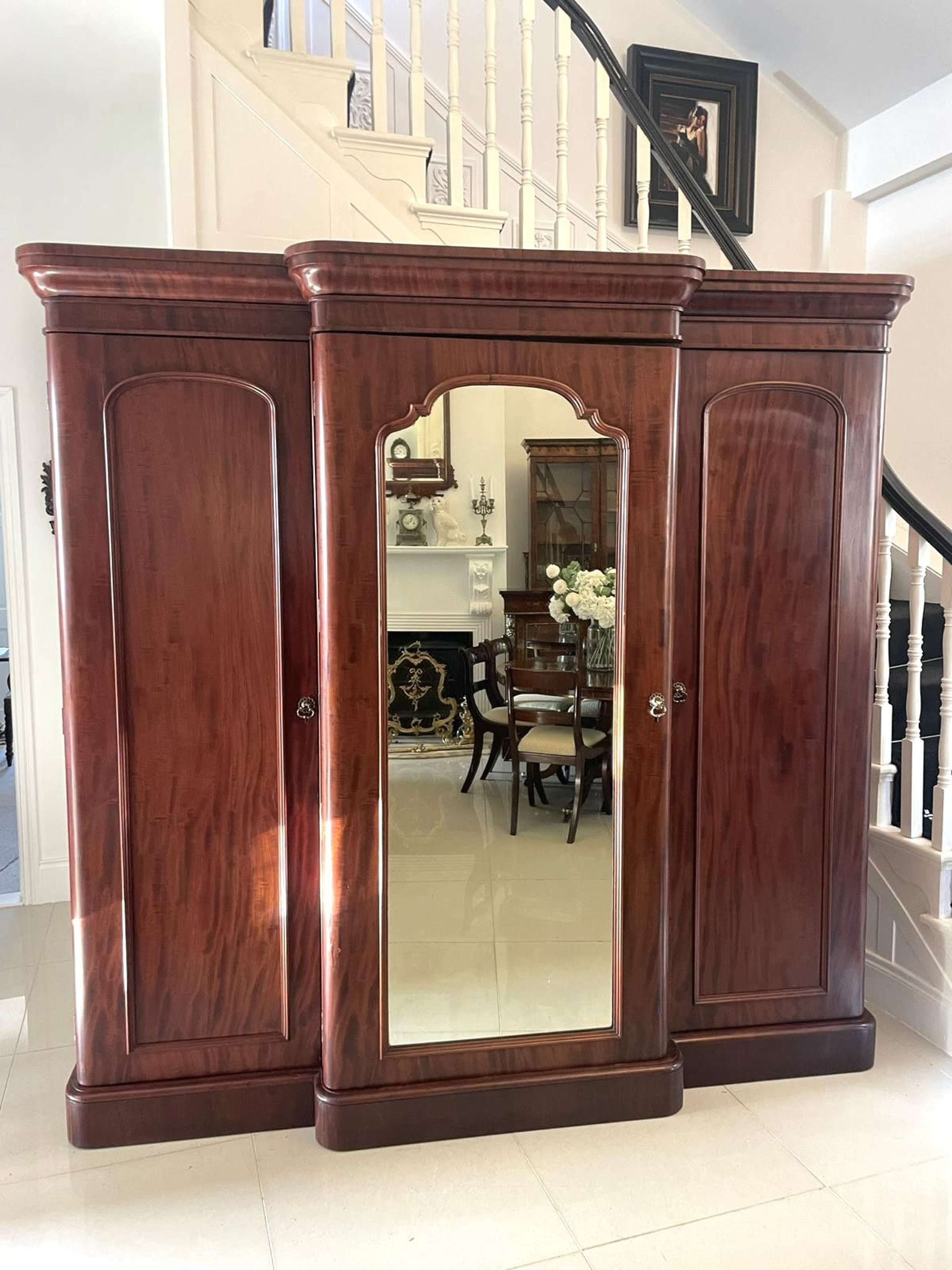 Antique Victorian Quality Figured Mahogany Breakfront Wardrobe In Antique  Wardrobes & Armoires Throughout Victorian Mahogany Breakfront Wardrobes (Gallery 12 of 20)