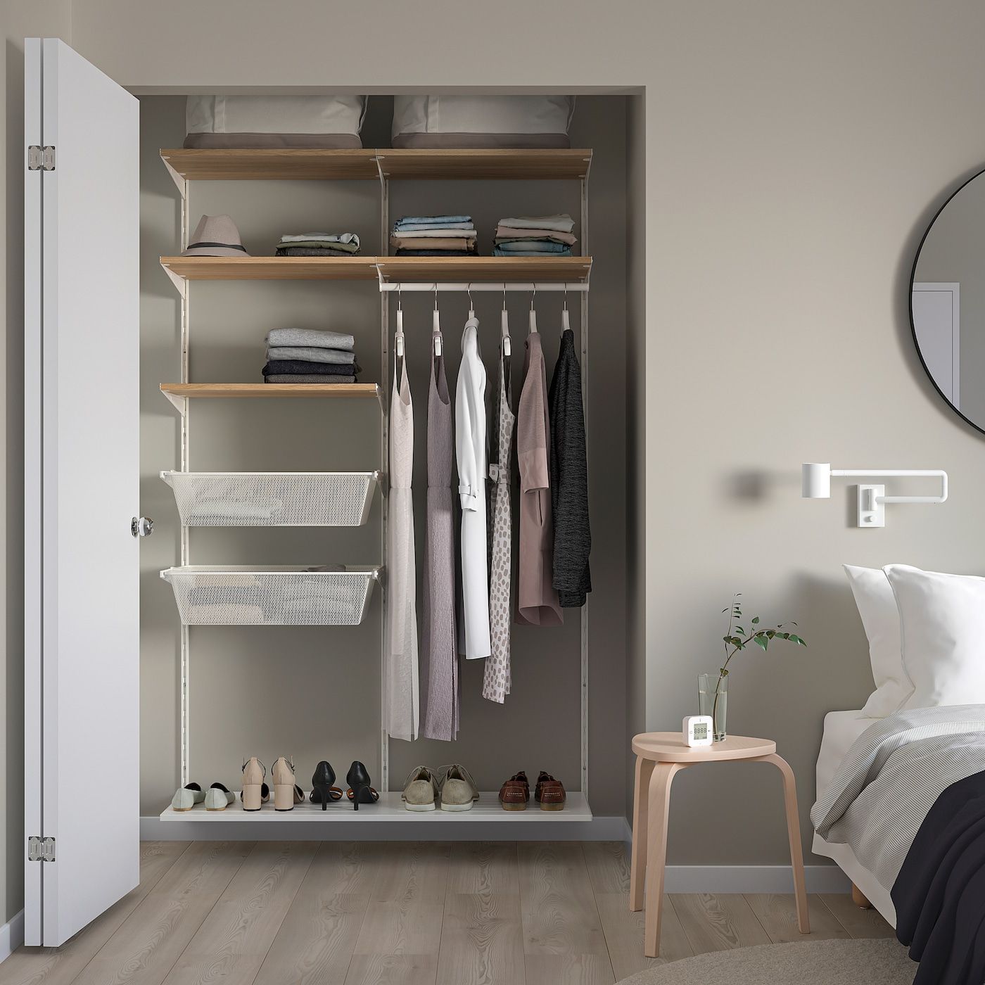 Featured Photo of 20 Best Ideas Oak and White Wardrobes