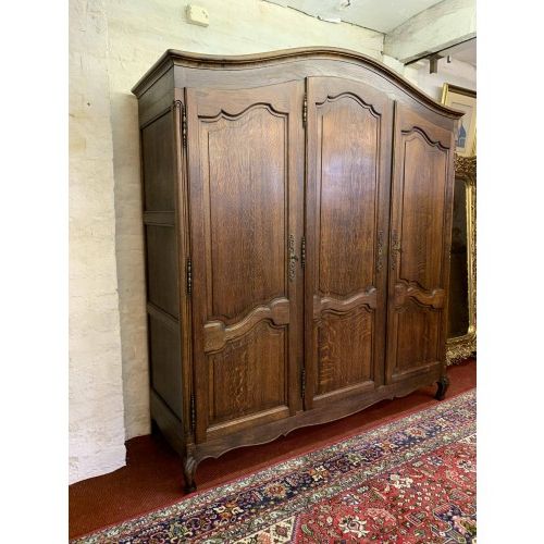 Elegant French Three Door Dark Oak Armoire/wardrobe For 3 Door French Wardrobes (View 7 of 20)