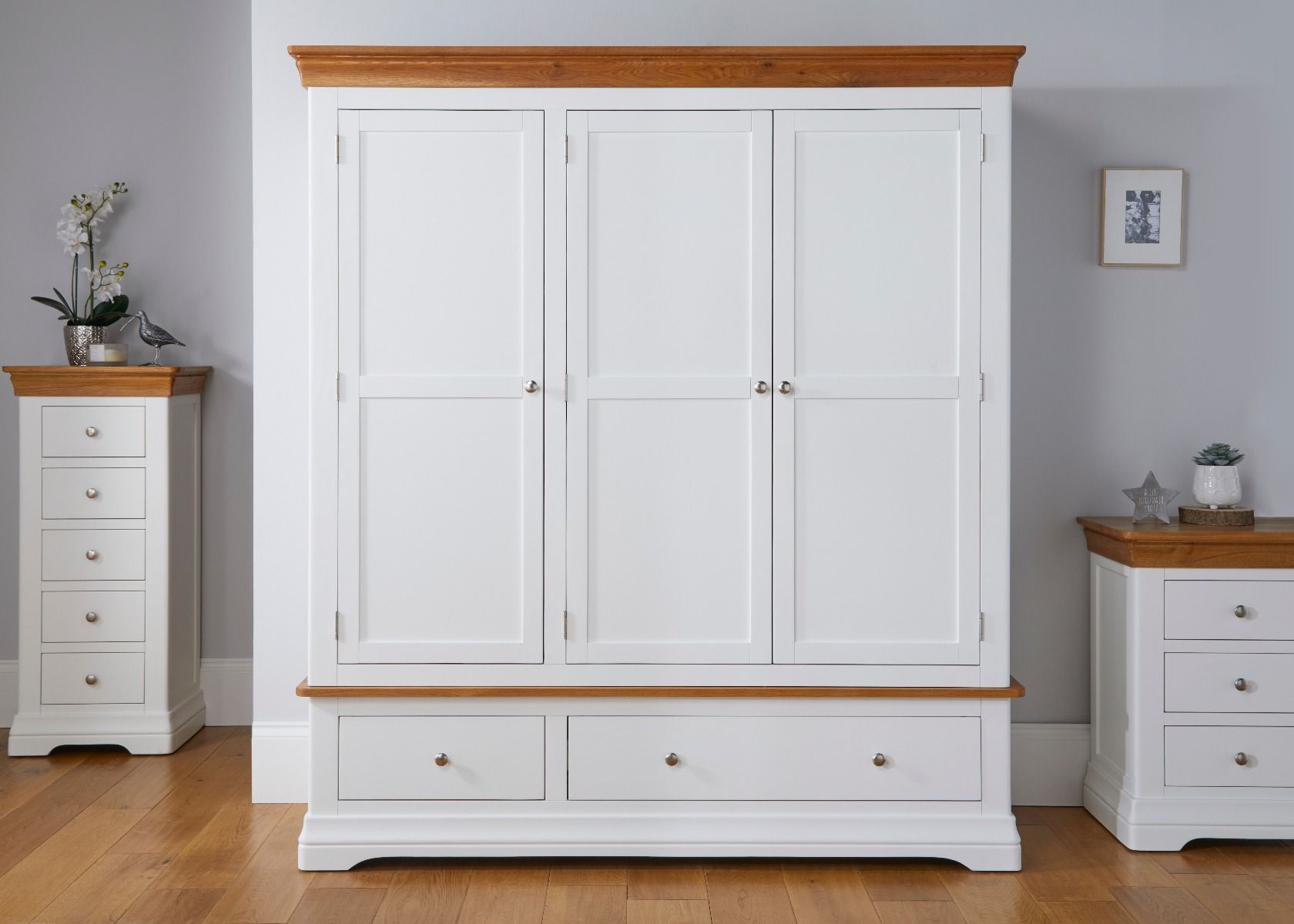 Farmhouse White Painted 3 Door Triple Oak Wardrobe – Free Delivery | Top  Furniture With White 3 Door Wardrobes With Drawers (Gallery 10 of 20)