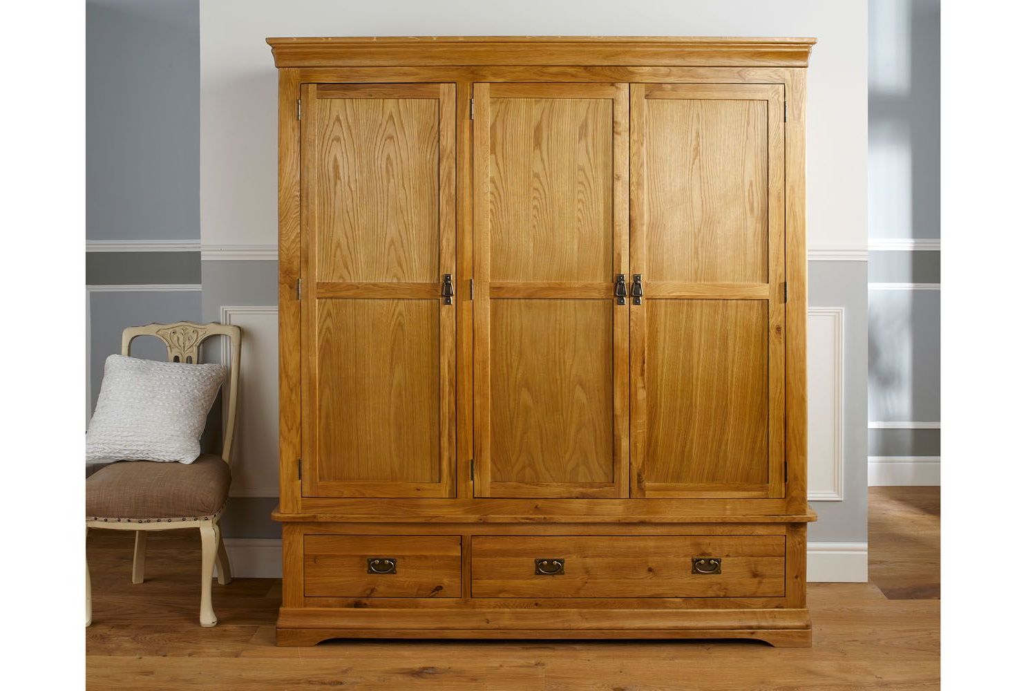 French Farmhouse Large Triple Oak Wardrobe – Free Delivery | Top Furniture With Large Oak Wardrobes (View 4 of 20)