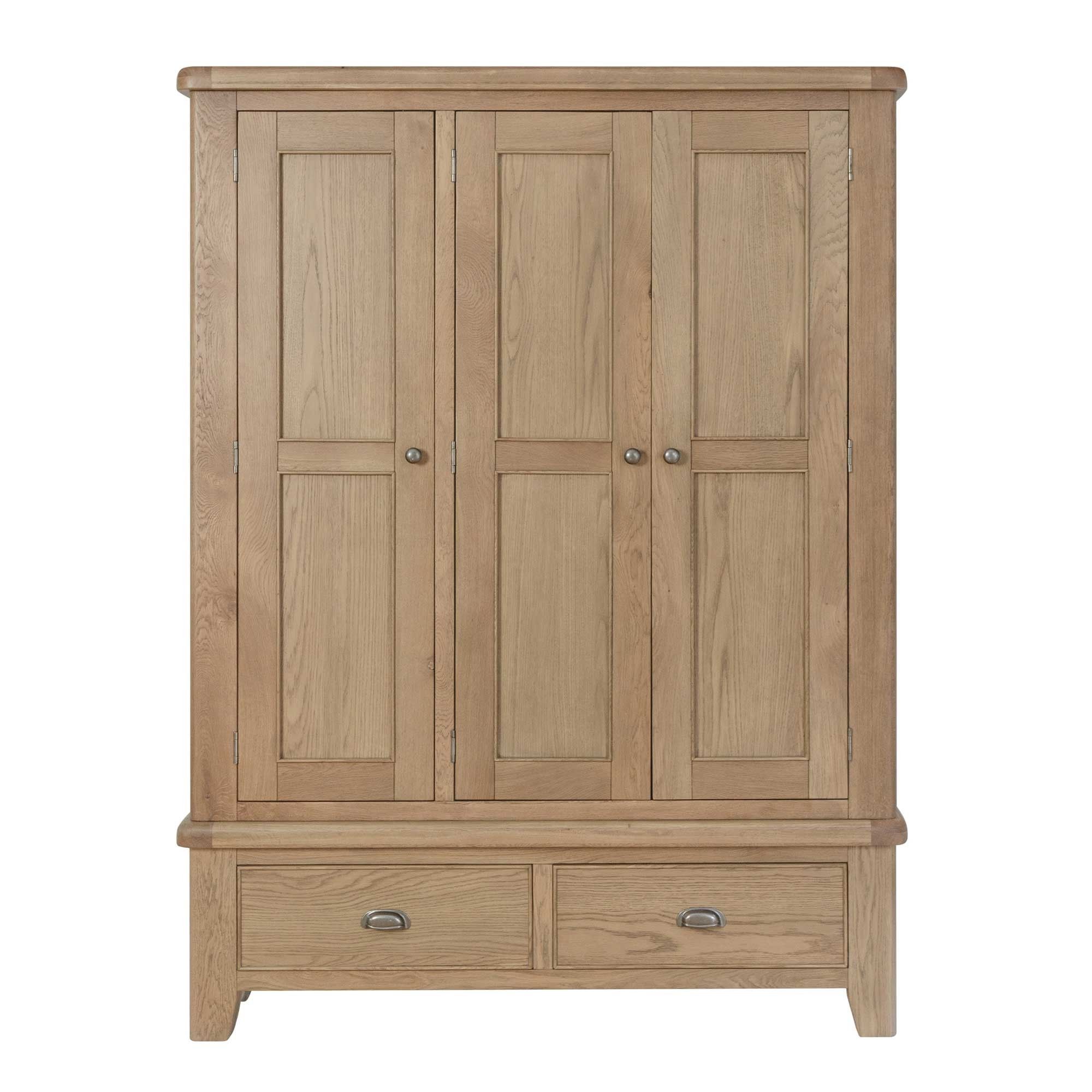 Hampton Oak 3 Door Wardrobe | Bedroom Furniture | Wardrobes In Oak 3 Door Wardrobes (View 16 of 20)