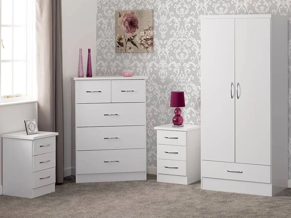 Seconique Nevada White High Gloss 4 Piece Bedroom Furniture Package With Cheap White Wardrobes Sets (View 5 of 20)