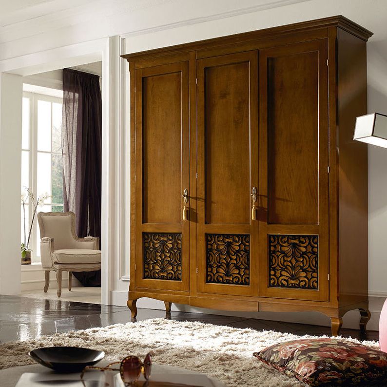 Traditional Wardrobe – Capri – Villa Nova Italia – Lacquered Wood / With  Swing Doors With Regard To Traditional Wardrobes (View 13 of 20)