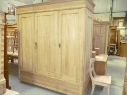Wardrobes – Pond Cottage Antiques For Antique Triple Wardrobes (View 16 of 20)