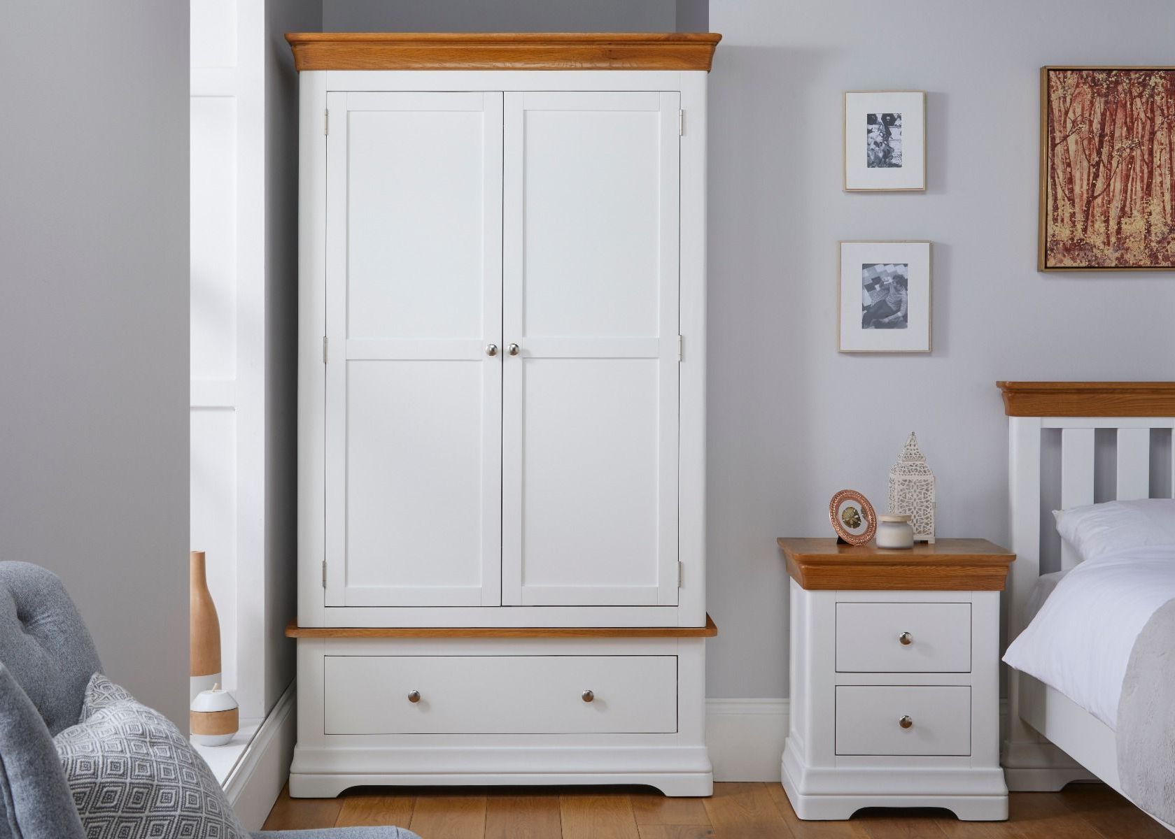White Painted Double Oak Wardrobe – Free Delivery | Top Furniture In White Double Wardrobes With Drawers (View 9 of 20)