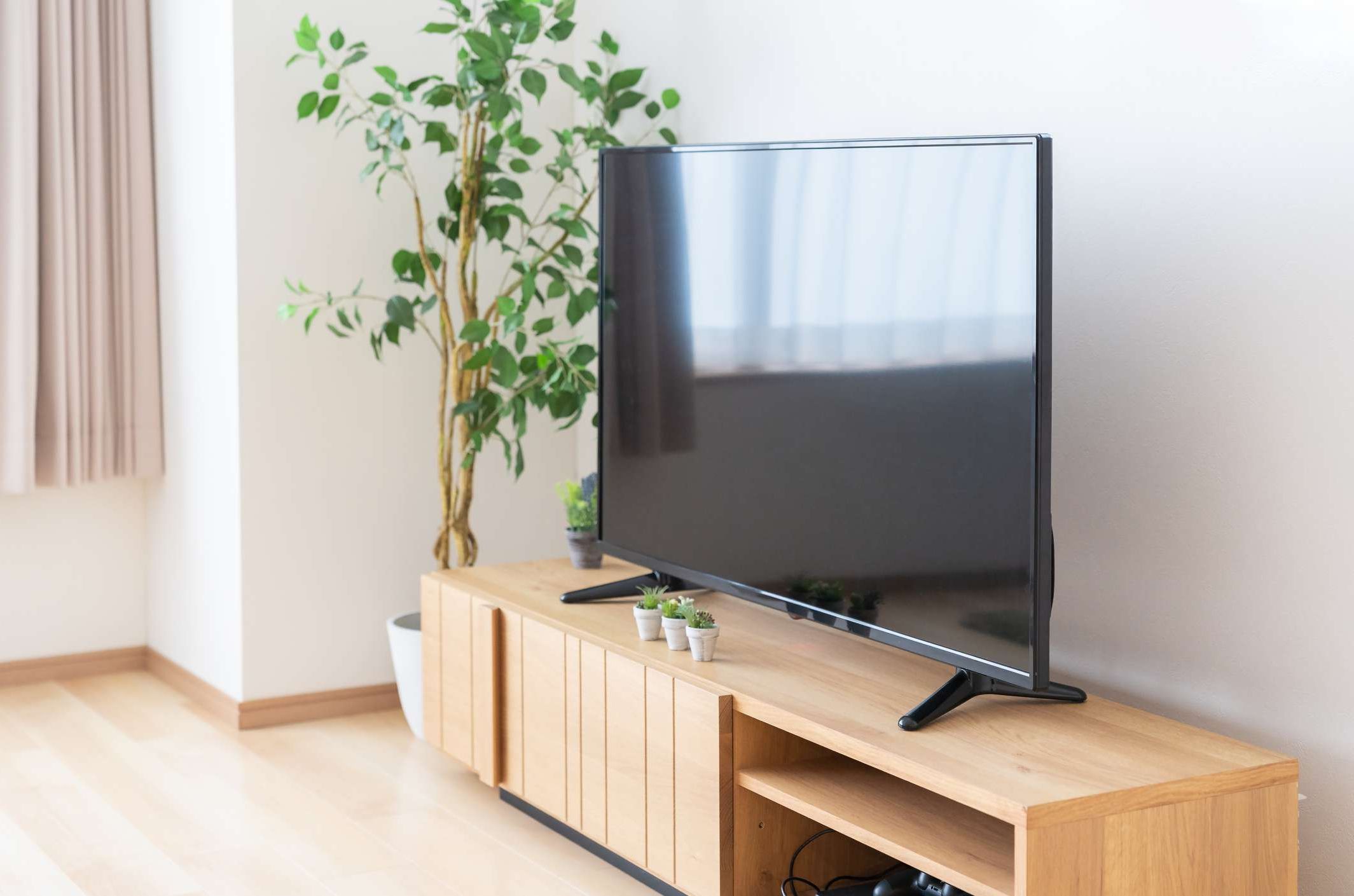 Should You Get A Tv Stand Or A Wall Mount? With Top Shelf Mount Tv Stands (View 14 of 20)