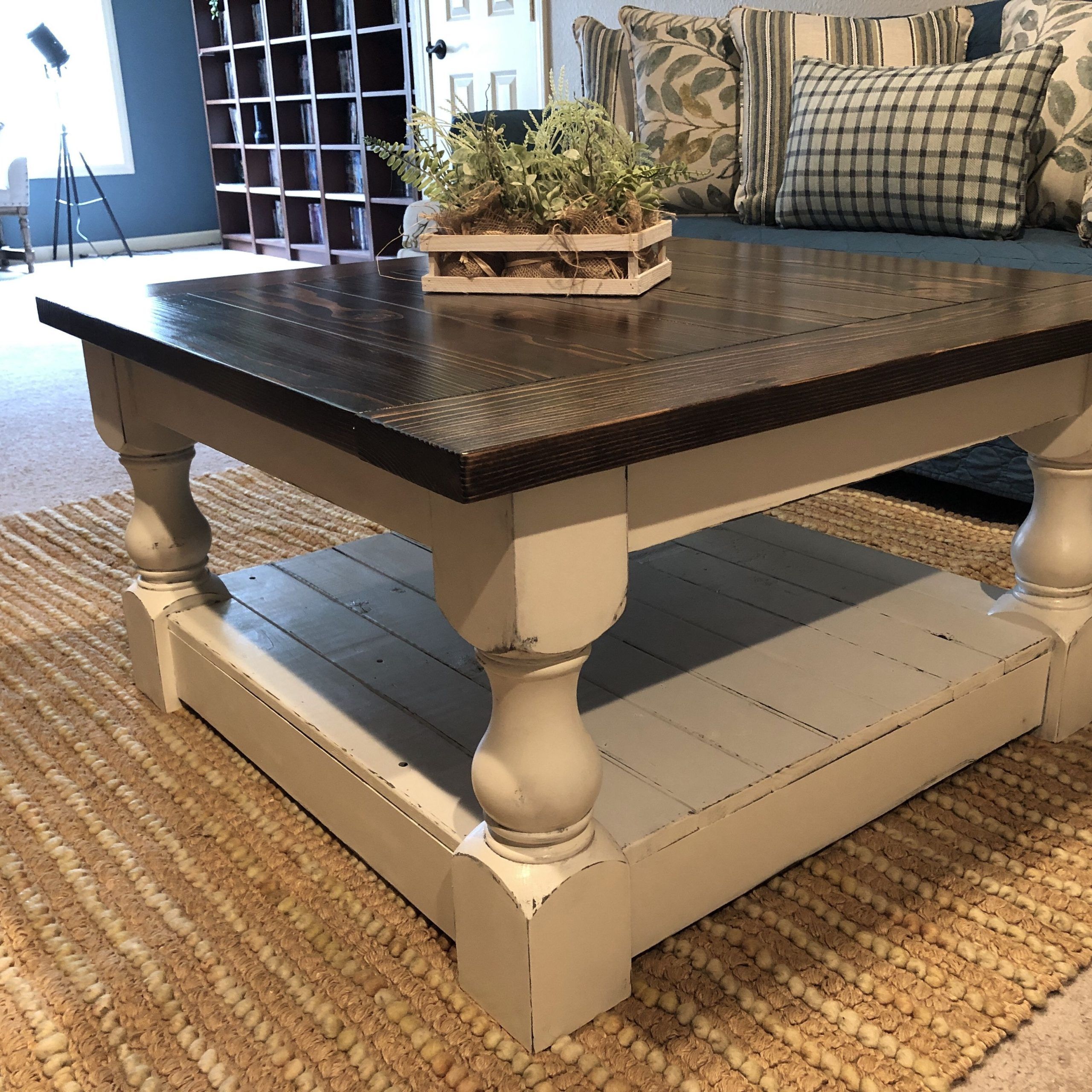 10+ Rustic Farmhouse Coffee Tables Throughout Brown Rustic Coffee Tables (Gallery 14 of 20)