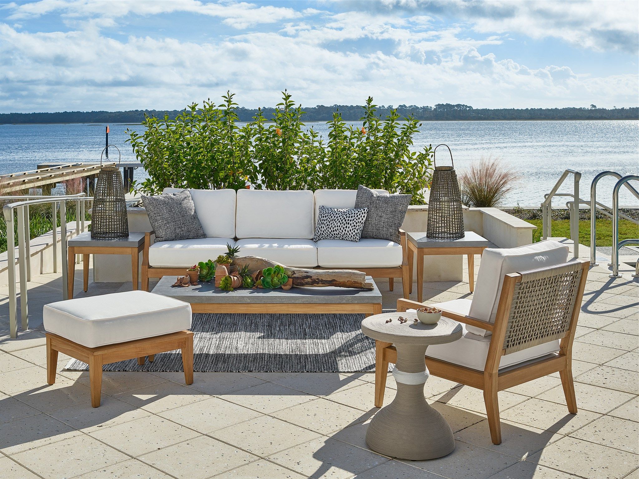Coastal Living Outdoor Chesapeake Cocktail Table | Universal Furniture Pertaining To Natural Outdoor Cocktail Tables (Gallery 1 of 20)