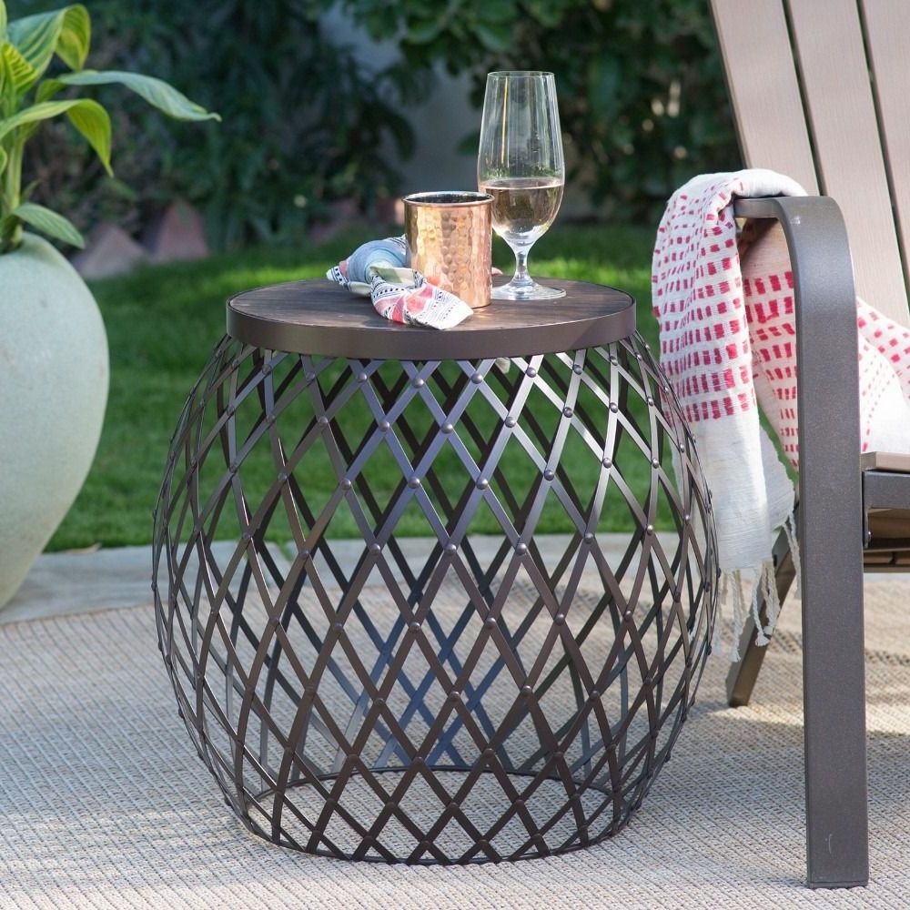 Coral Coast Darby 20 In. Round Metal Patio Side Table With Wood Top For Metal Side Tables For Living Spaces (Gallery 17 of 20)