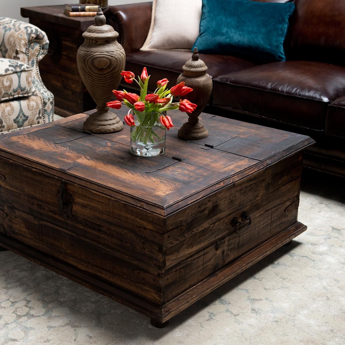 Rustic Trunk Coffee Table For Your Living Room – Homes Furniture Ideas With Rustic Wood Coffee Tables (View 12 of 20)