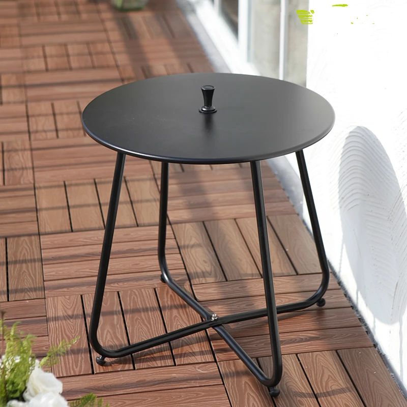 Simple Modern Iron Leisure Coffee Table, Small Round Table Corner With Coffee Tables For Balconies (View 13 of 20)