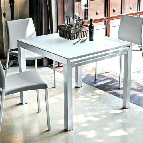 Square Extendable Dining Tables (Photo 1 of 20)