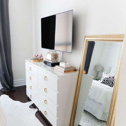 Small Tv Stands For Top Of Dresser (Photo 11 of 15)
