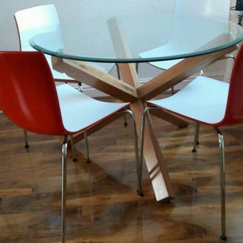 Oak Glass Top Dining Tables (Photo 17 of 20)